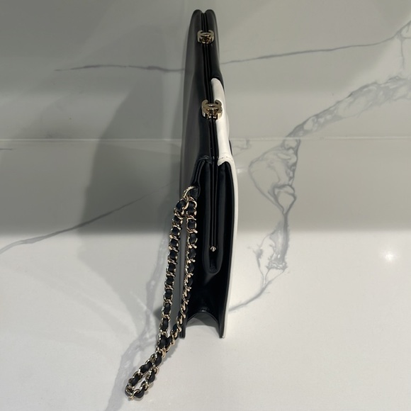 CHANEL evening clutch, LIMITED EDITION - Picture 8 of 11